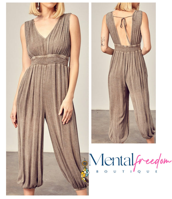 Jogger tye dye jumpsuit.